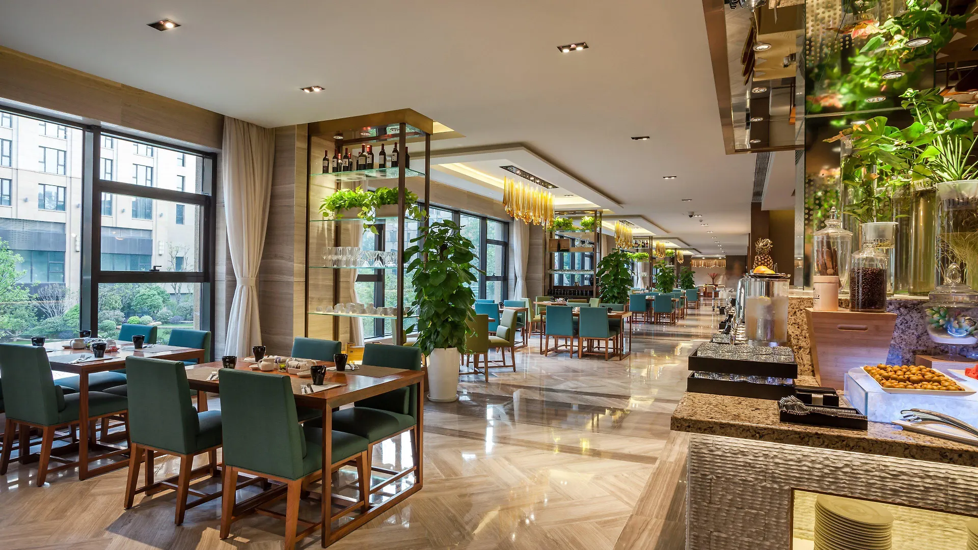 Holiday Inn Shanghai Hongqiao By Ihg Hotel