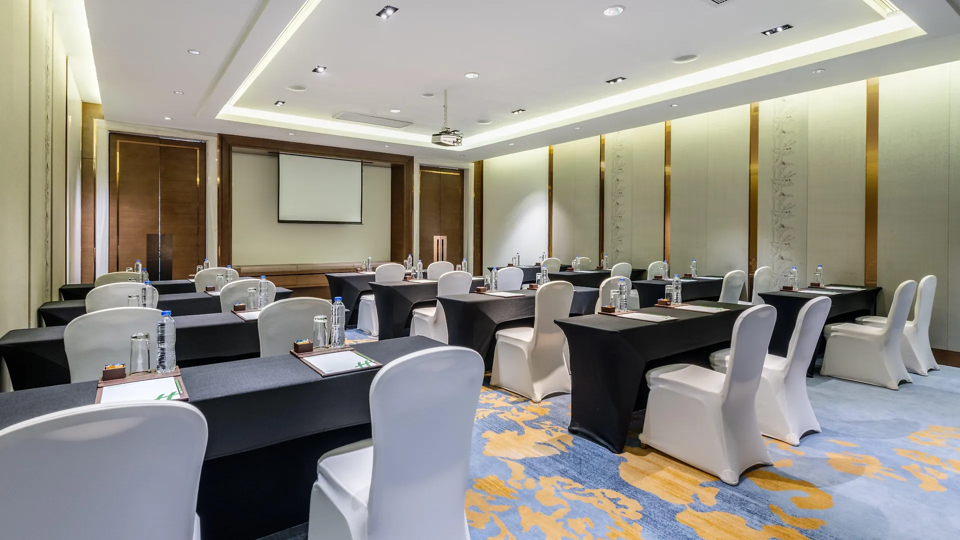 Holiday Inn Shanghai Hongqiao By Ihg